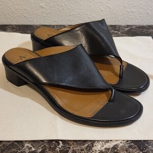 Aquatalia (Italy) black leather sandals